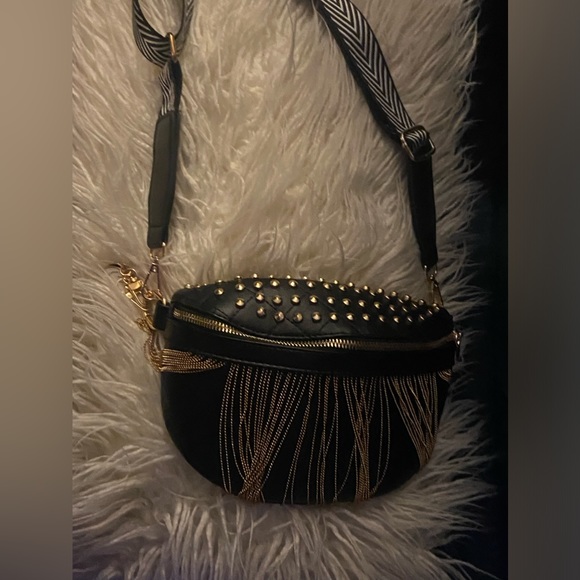 Crossbody bag‼️Excellent condition used once. - Picture 2 of 5